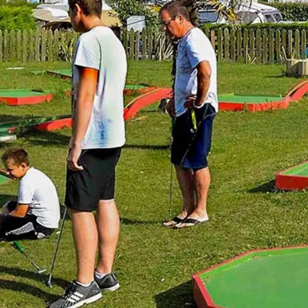 Tente En Toile Et Bois Avec Terrasse Pour 4 Personnes - Api-1-52-1471 Campsite Sainte-Marie-du-Mont (Manche)