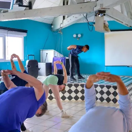 营地 Tente En Toile Et Bois Avec Terrasse Pour 4 Personnes - Api-1-52-1471 圣玛丽-迪蒙