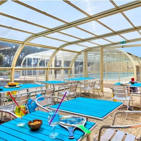 Tente En Toile Et Bois Avec Terrasse Pour 4 Personnes - Api-1-52-1471 *