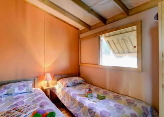 Tente En Toile Et Bois Avec Terrasse Pour 4 Personnes - Api-1-52-1471 营地 *