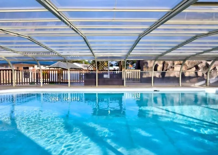 Tente En Toile Et Bois Avec Terrasse Pour 4 Personnes - Api-1-52-1471 *