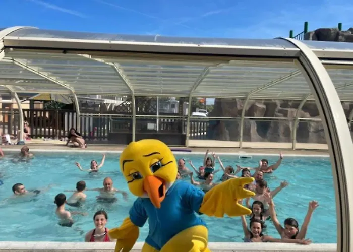 Tente En Toile Et Bois Avec Terrasse Pour 4 Personnes - Api-1-52-1471 *