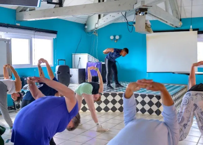 营地 Tente En Toile Et Bois Avec Terrasse Pour 4 Personnes - Api-1-52-1471 圣玛丽-迪蒙