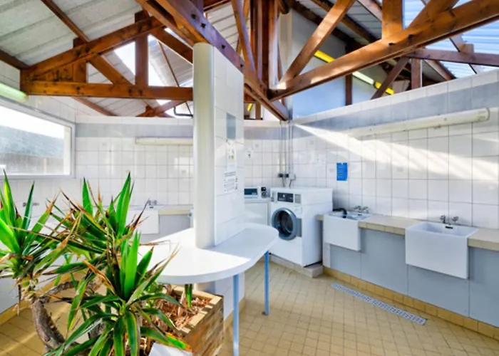 Tente En Toile Et Bois Avec Terrasse Pour 4 Personnes - Api-1-52-1471 营地 *